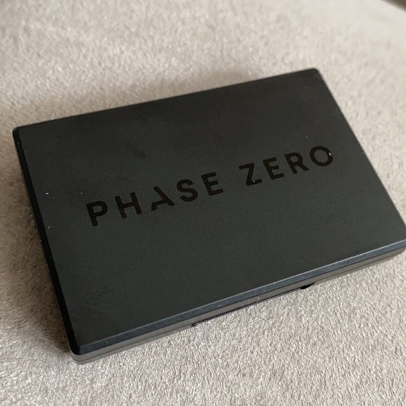 Phase Zero Blusher-Making Moves - Picture 2 of 7